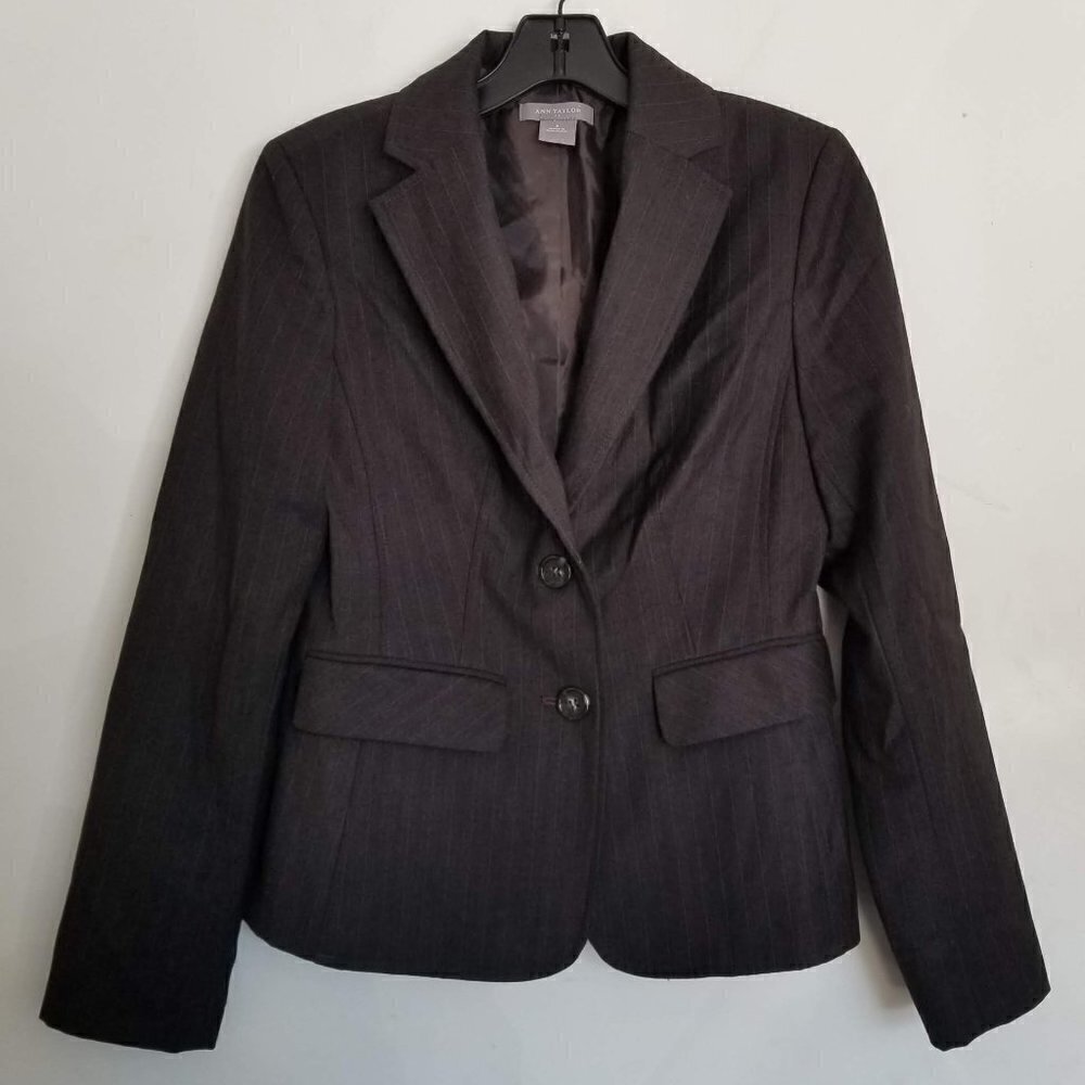 Ann Taylor Pinstripe 2 Button Blazer Jacket Size 0